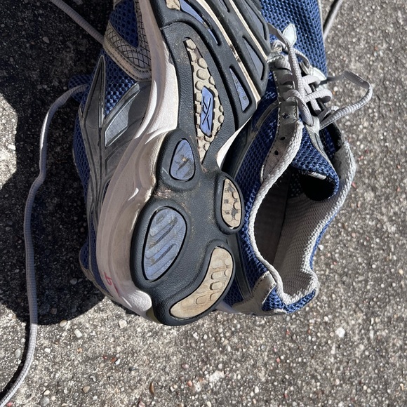 Vintage Reeboks 🎱 - Picture 12 of 16